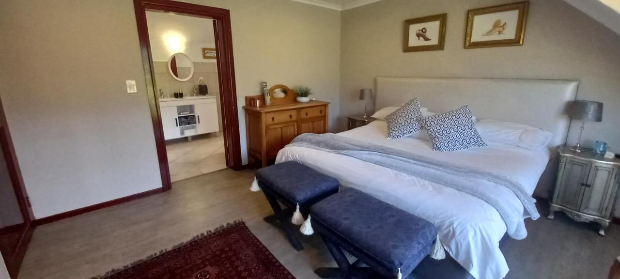 Mulligans Guest Lodge Hermanus Exterior foto
